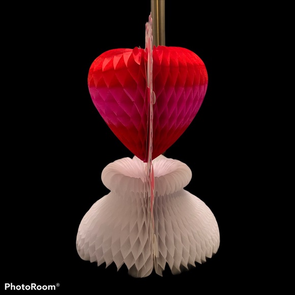 Vintage Valentine Tissue Honeycomb Centrepiece - Picture 4 of 4